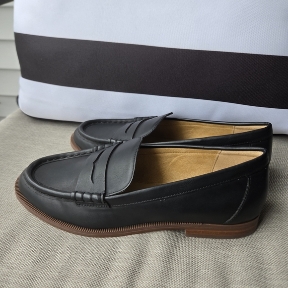 [NEW] J. Crew Classic Black Leather Loafers Size 6 - Picture 14 of 15